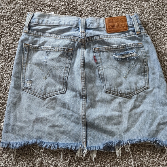 Levi's Distressed Jean Skirt - Picture 1 of 6